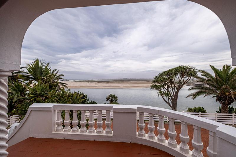 4 Bedroom Property for Sale in Bluewater Bay Eastern Cape